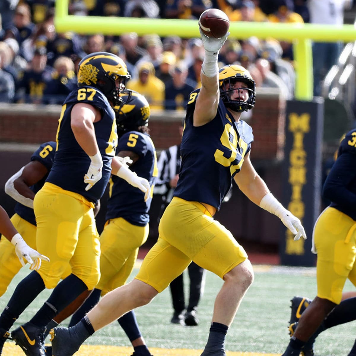 College Football Rankings Michigan Michigan State Ascend In Si Top 10 Sports Illustrated