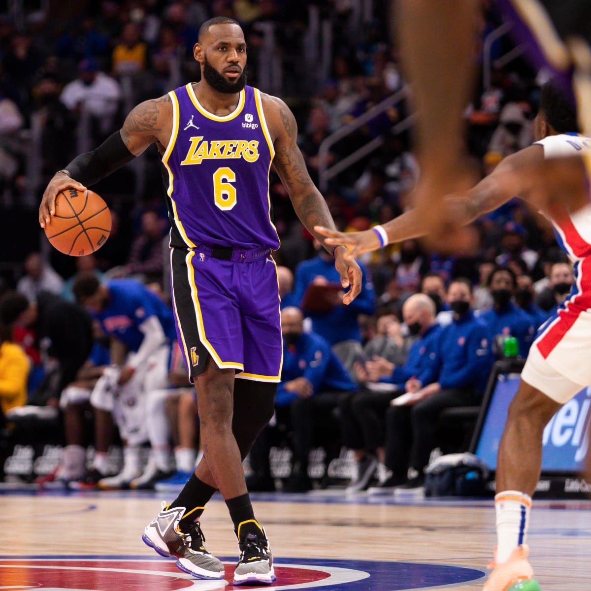 LeBron James Suits Up in Louis Vuitton Derby Shoes at Lakers Game – Footwear  News