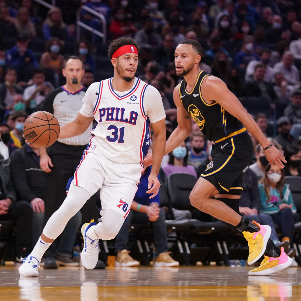 Warriors' Steph Curry Reacts to Sixers' Seth Curry Nearly Outscoring Him - Sports Illustrated Philadelphia 76ers News, Analysis and More
