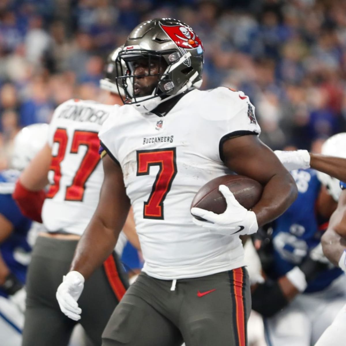 Buccaneers RB Leonard Fournette Makes History During Win Over