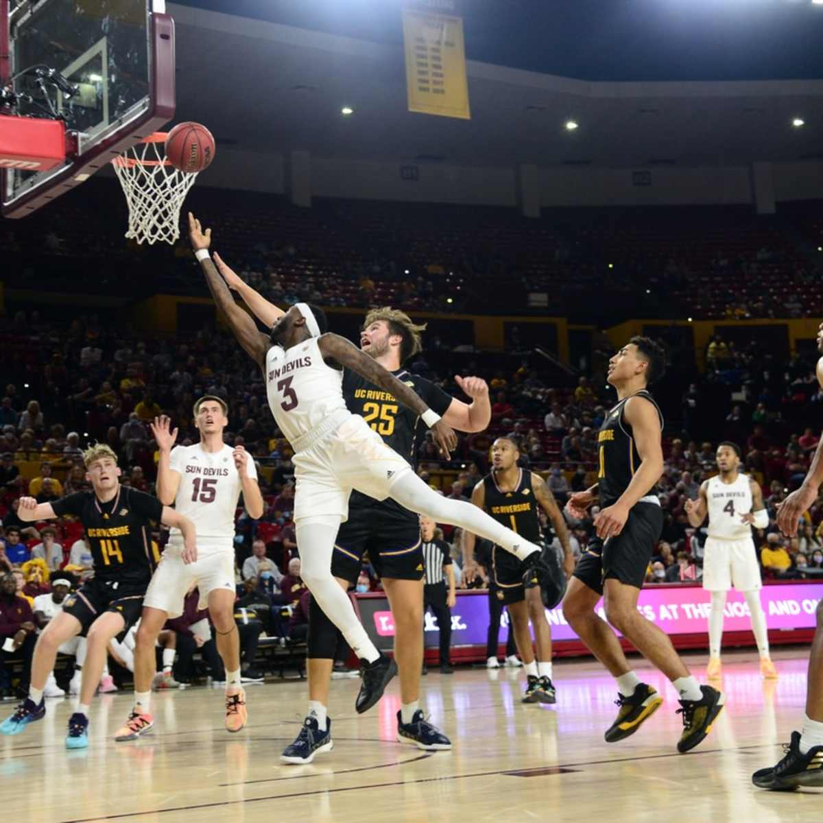 Uc Riverside Vs Oregon Live Stream Tv Channel Start Time 12 1 2021 How To Watch And Stream Major League College Sports Sports Illustrated