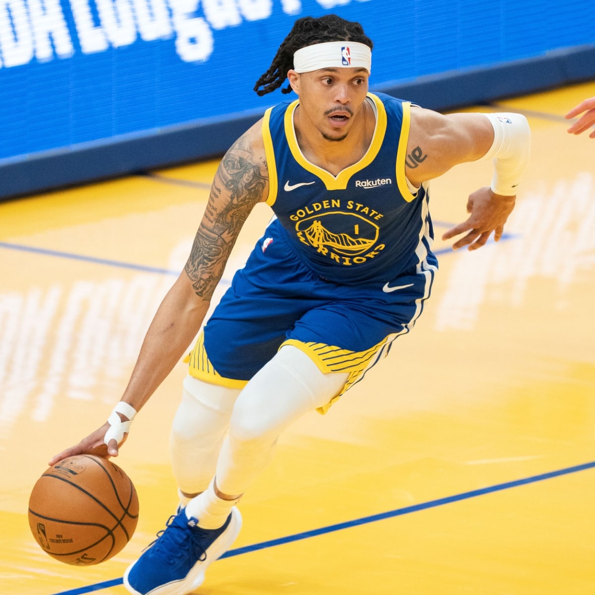 Here's What Damion Lee Tweeted During The Warriors-Suns Game - Fastbreak on  FanNation