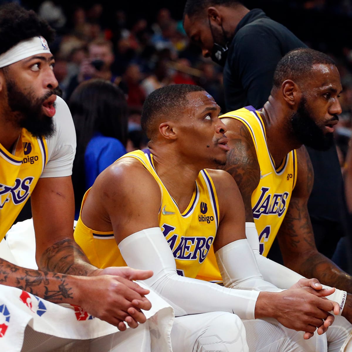 Steph Curry out, LeBron James and Anthony Davis probable for Warriors vs.  Lakers - Golden State Of Mind