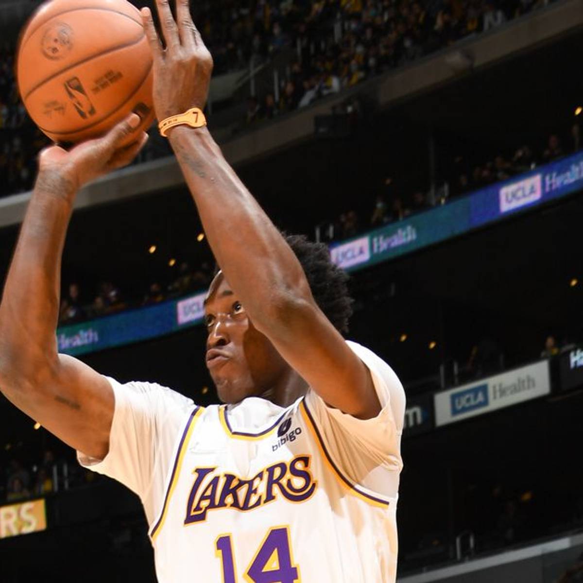 Lakers Stanley Johnson Makes Impact in Debut - All Lakers | News, Rumors,  Videos, Schedule, Roster, Salaries And More