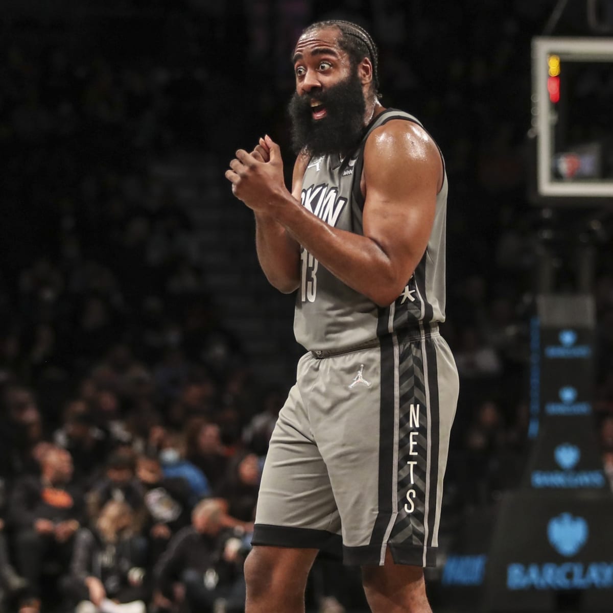 kyrie irving practice jersey