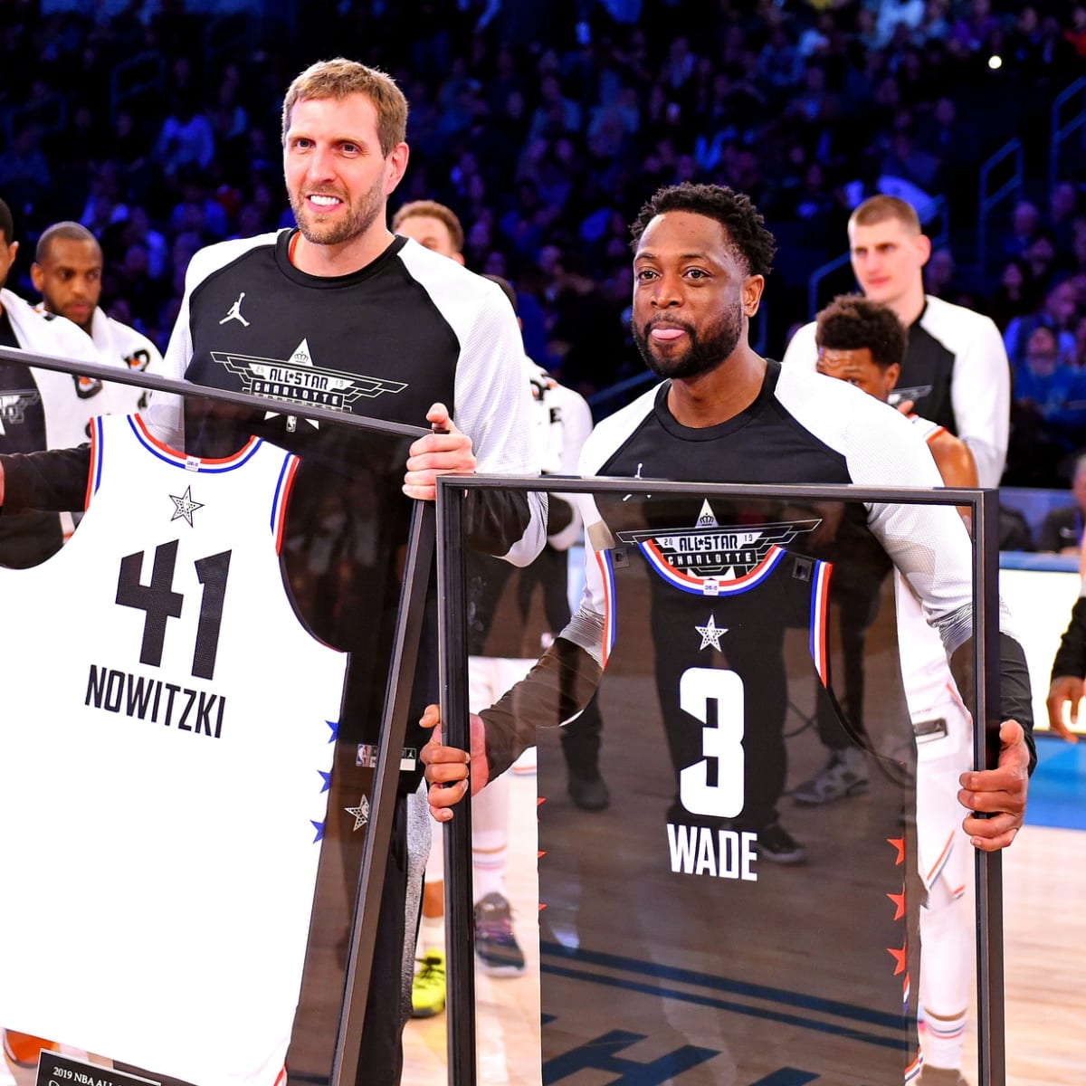 Dirk Nowitzki, Dwyane Wade team up to take 'Who's better?' quiz at