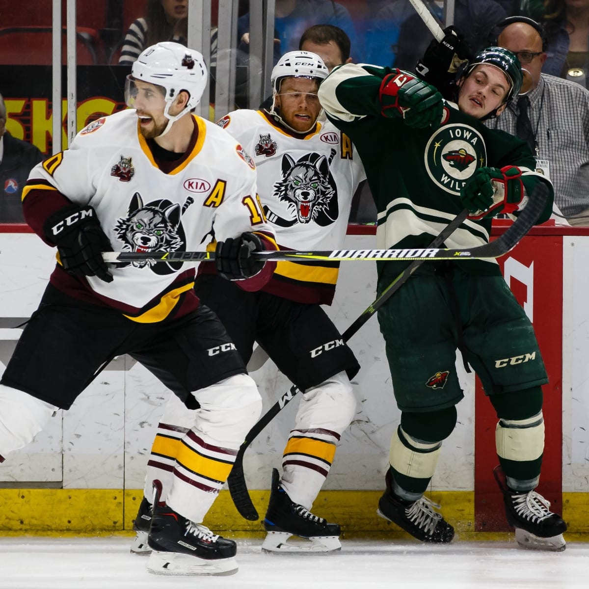 Watch Cleveland Monsters at Chicago Wolves Stream AHL Hockey live - How to Watch and Stream Major League and College Sports