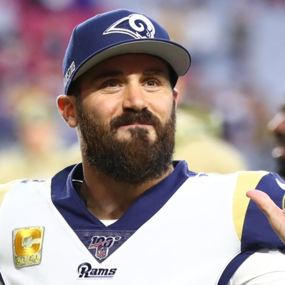 Los Angeles Rams Sign S Eric Weddle and Two Others to Practice