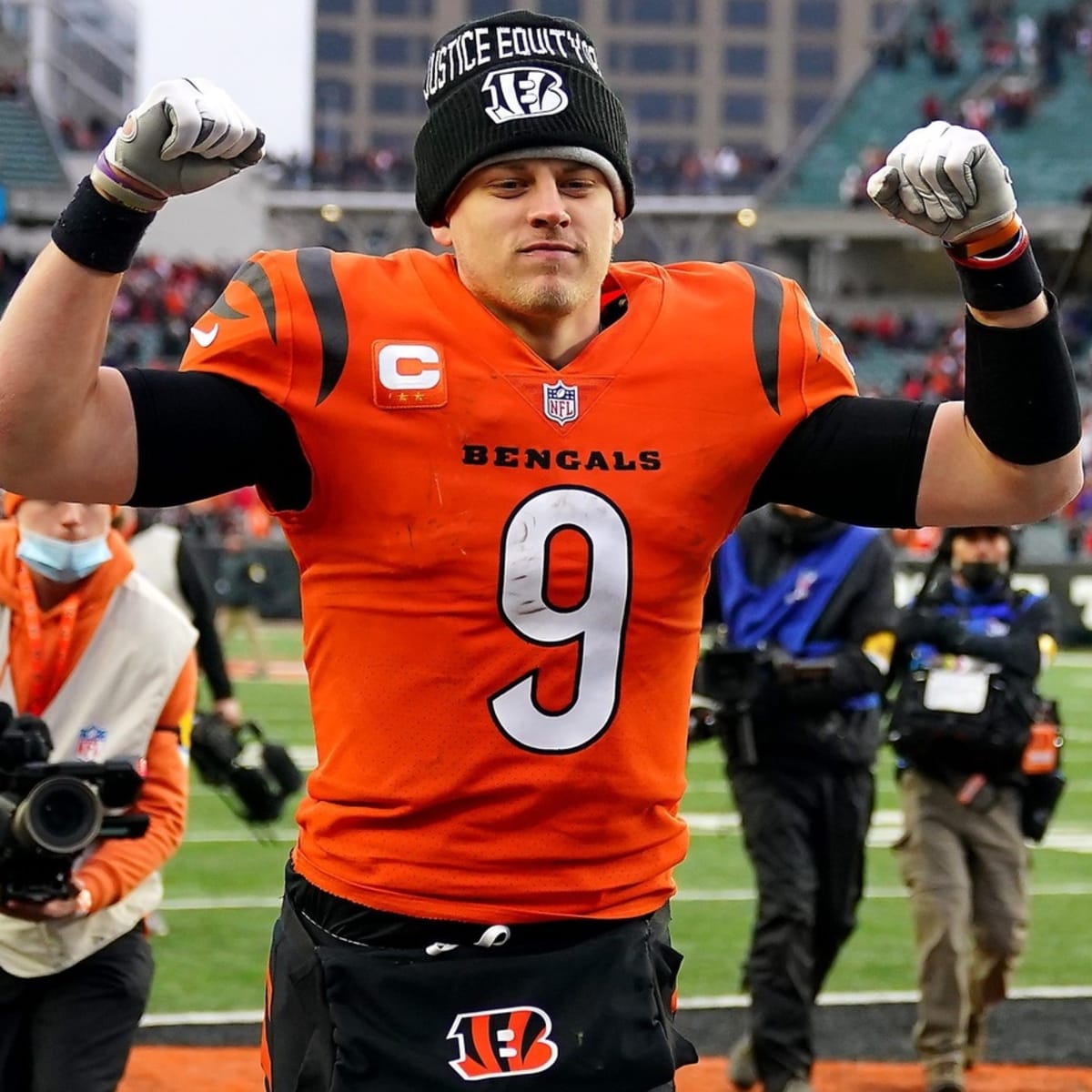 How to Watch the Cincinnati Bengals' 2022 NFL Playoff Game With the Las  Vegas Raiders on Saturday; Gametime, TV, Point Spread - Sports Illustrated  Indiana Hoosiers News, Analysis and More