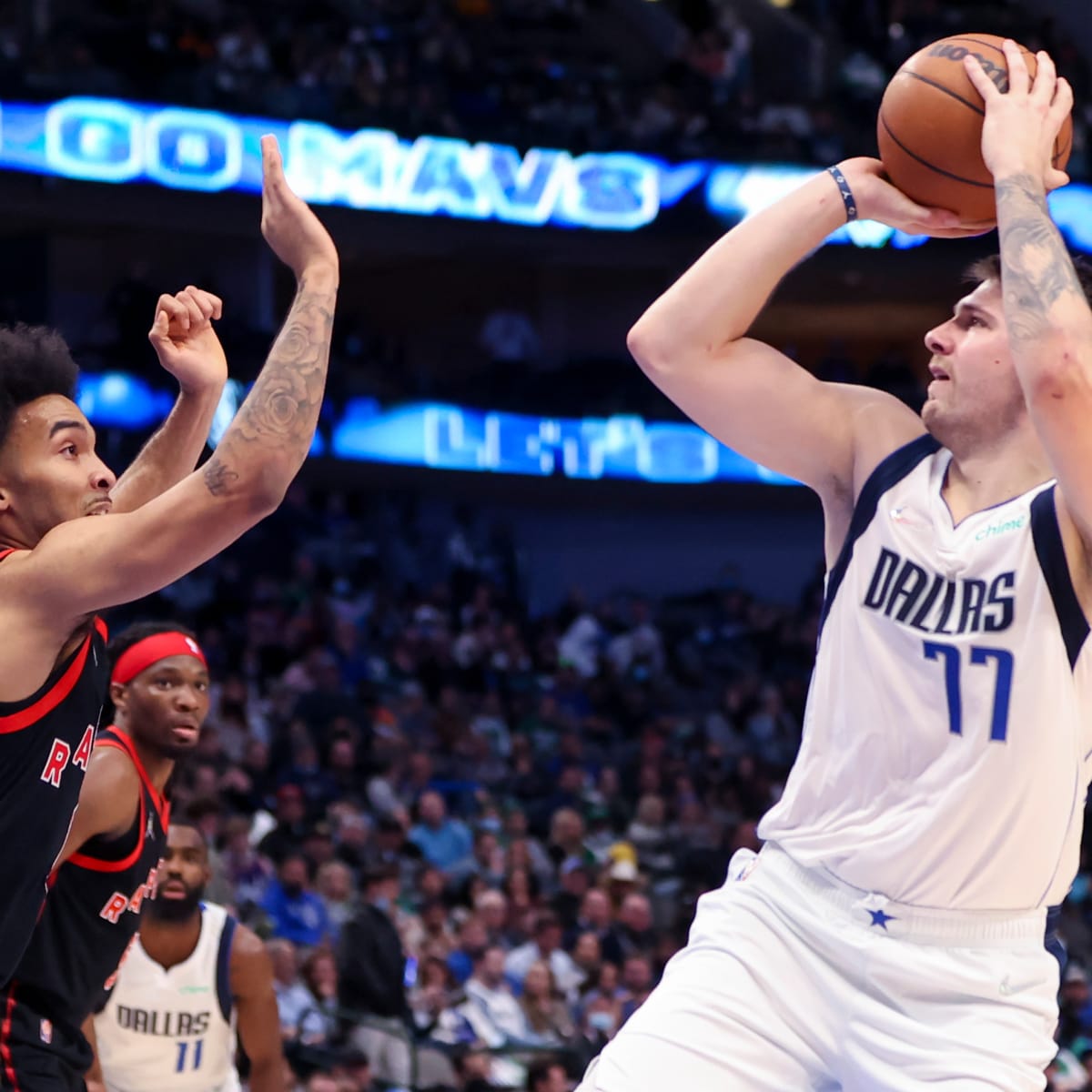 Though Raptors tried, Luka Doncic's early-season heroics for Mavericks  can't be corralled