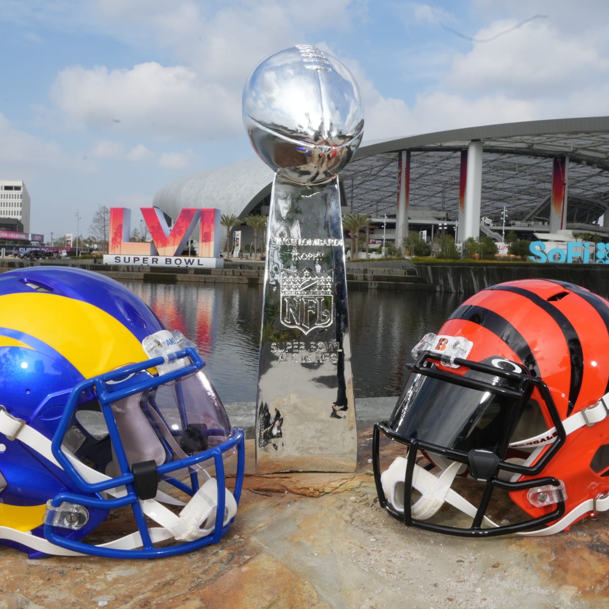 First Look: SoFi Stadium Ready for Los Angeles Rams vs. Cincinnati Bengals  Super Bowl LVI - Sports Illustrated LA Rams News, Analysis and More