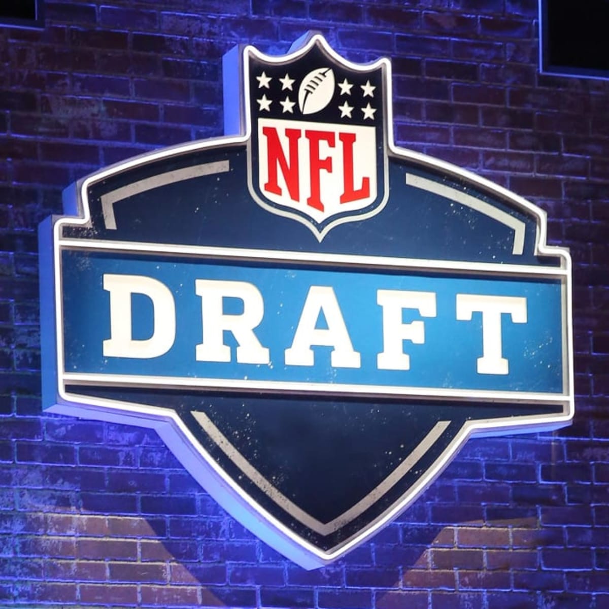 NFL Draft: Home Page for the 2022 NFL Draft - Visit NFL Draft on Sports  Illustrated, the latest news coverage, with rankings for NFL Draft  prospects, College Football, Dynasty and Devy Fantasy Football.