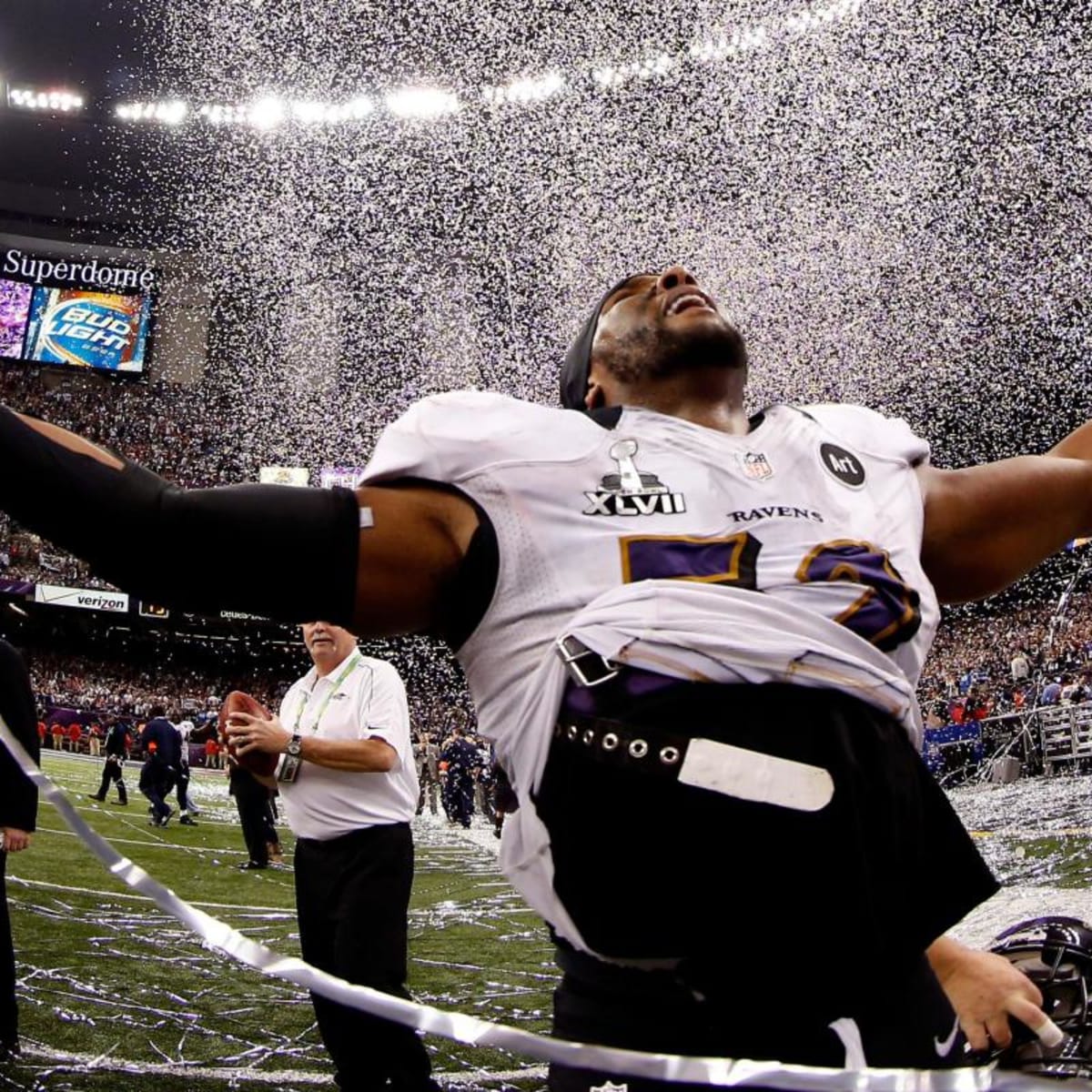 Super Bowl Was Never Too Big for Baltimore Ravens Linebacker Ray Lewis -  Sports Illustrated Baltimore Ravens News, Analysis and More
