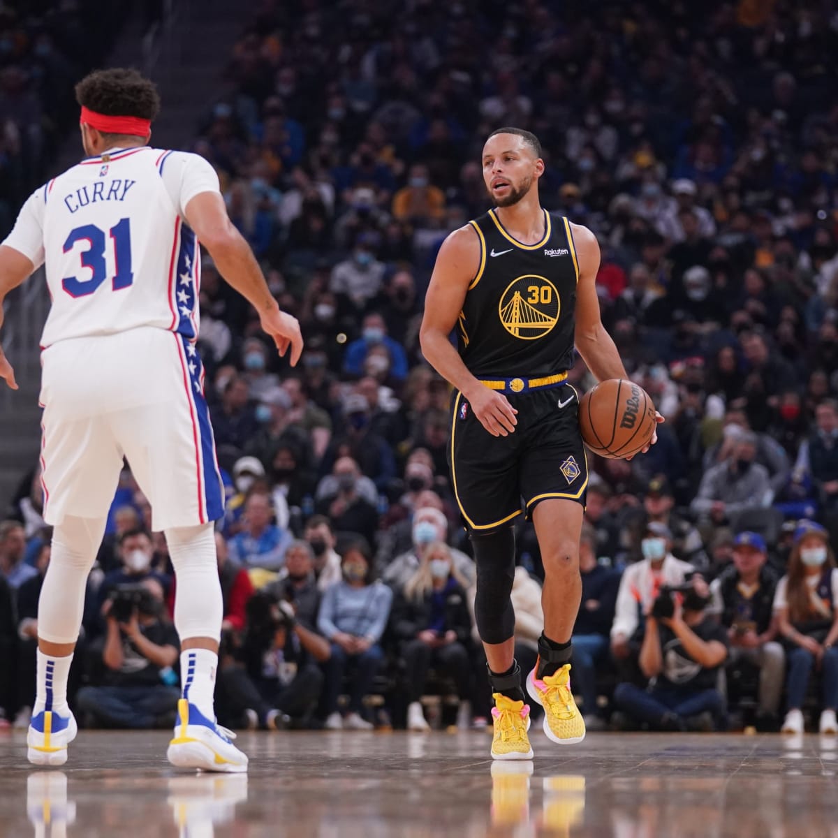 NBA Buzz - Brothers Stephen Curry & Seth Curry are two of