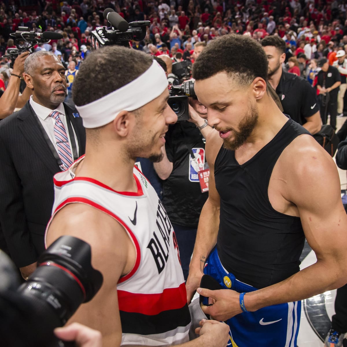 Seth Curry loves his brother  and competing against him - NetsDaily
