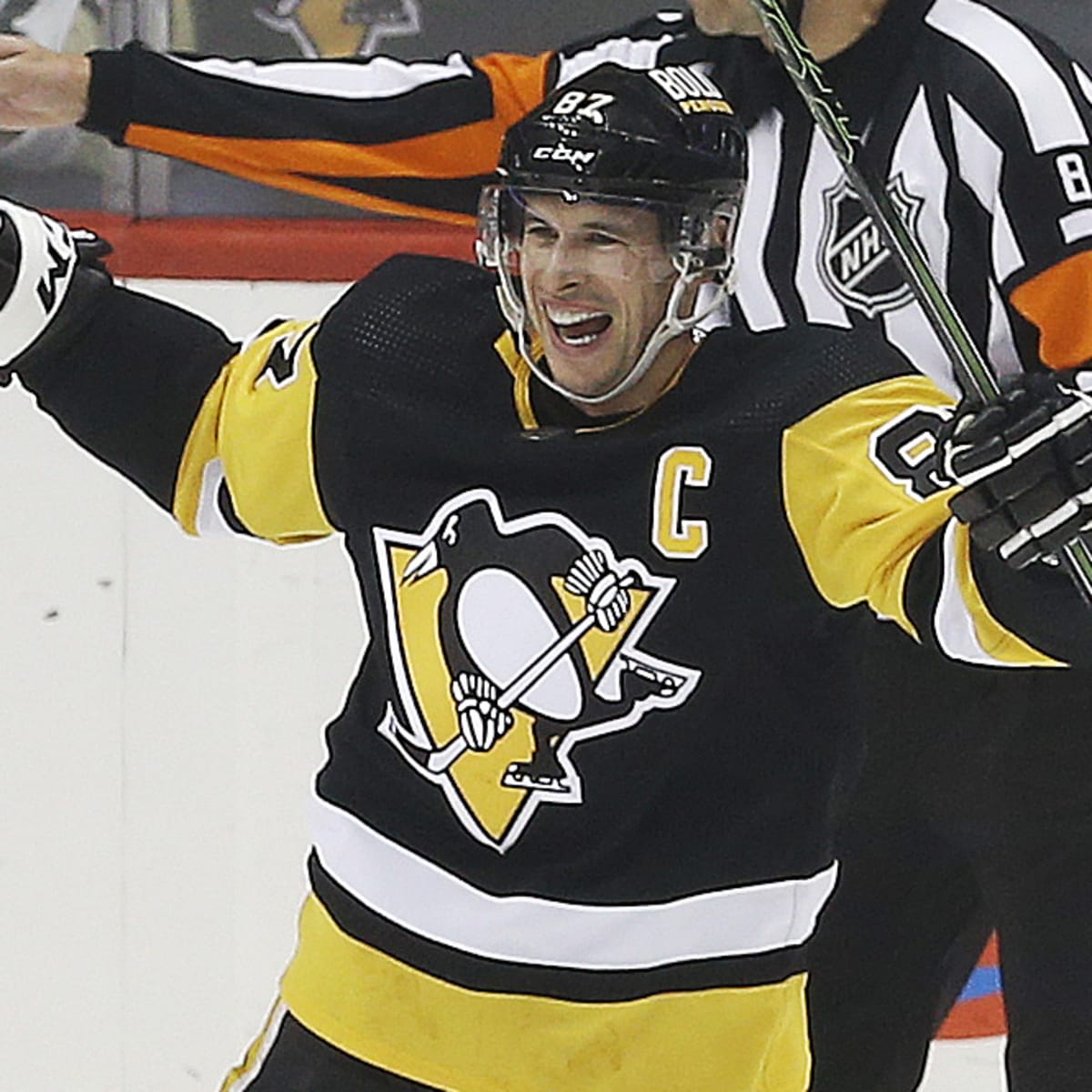 Penguins star Sidney Crosby joins NHL's 500-goal club