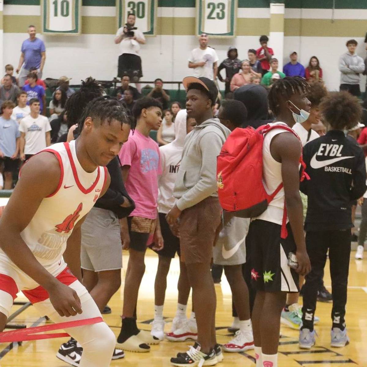 LeBron James makes declaration about playing with his son, Bronny - Sports  Illustrated