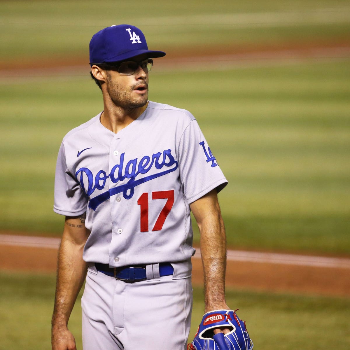 Dodgers Joe Kelly Provides Perspective On His Baseball Swagger Inside The Dodgers News Rumors Videos Schedule Roster Salaries And More