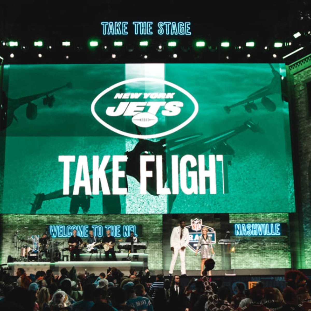 2022 NFL first-round mock draft: NY Jets capitalize on enticing trade offer