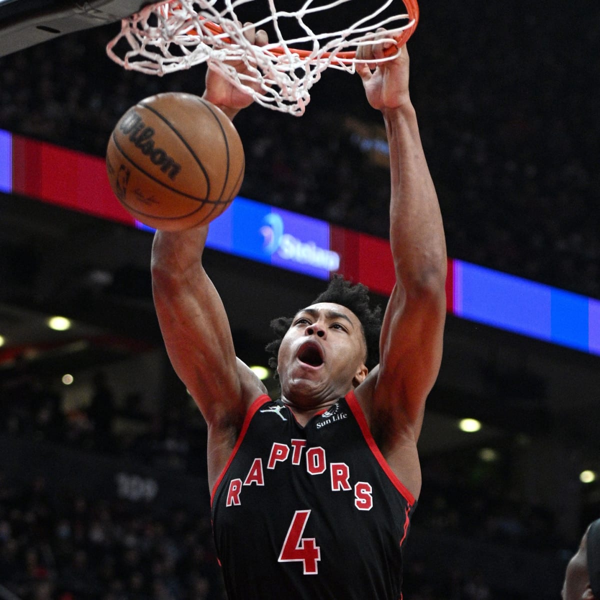 Toronto Raptors' Scottie Barnes edges Cleveland Cavaliers' Evan