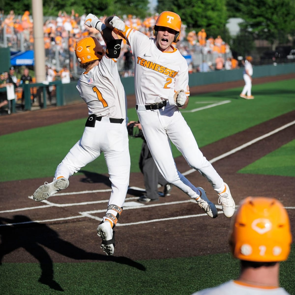 Tennessee Vols Baseball Dominates No. 1 Ole Miss to Win Series