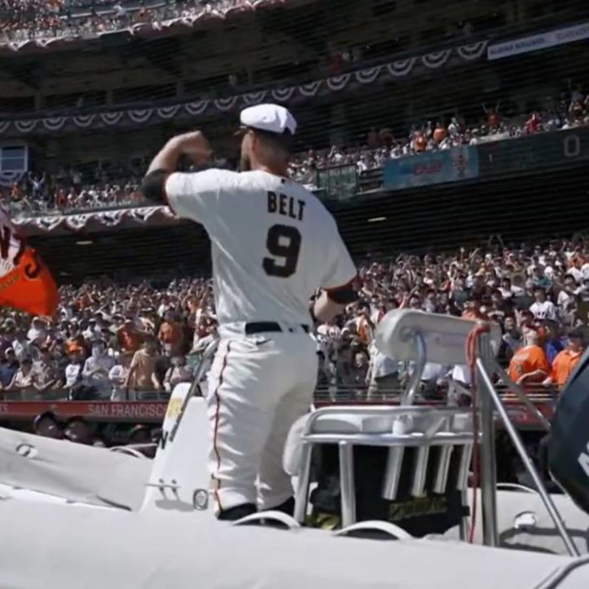 Brandon Belt enters Oracle Park on a boat, throws first pitch prior to  Giants' opener - Sports Illustrated