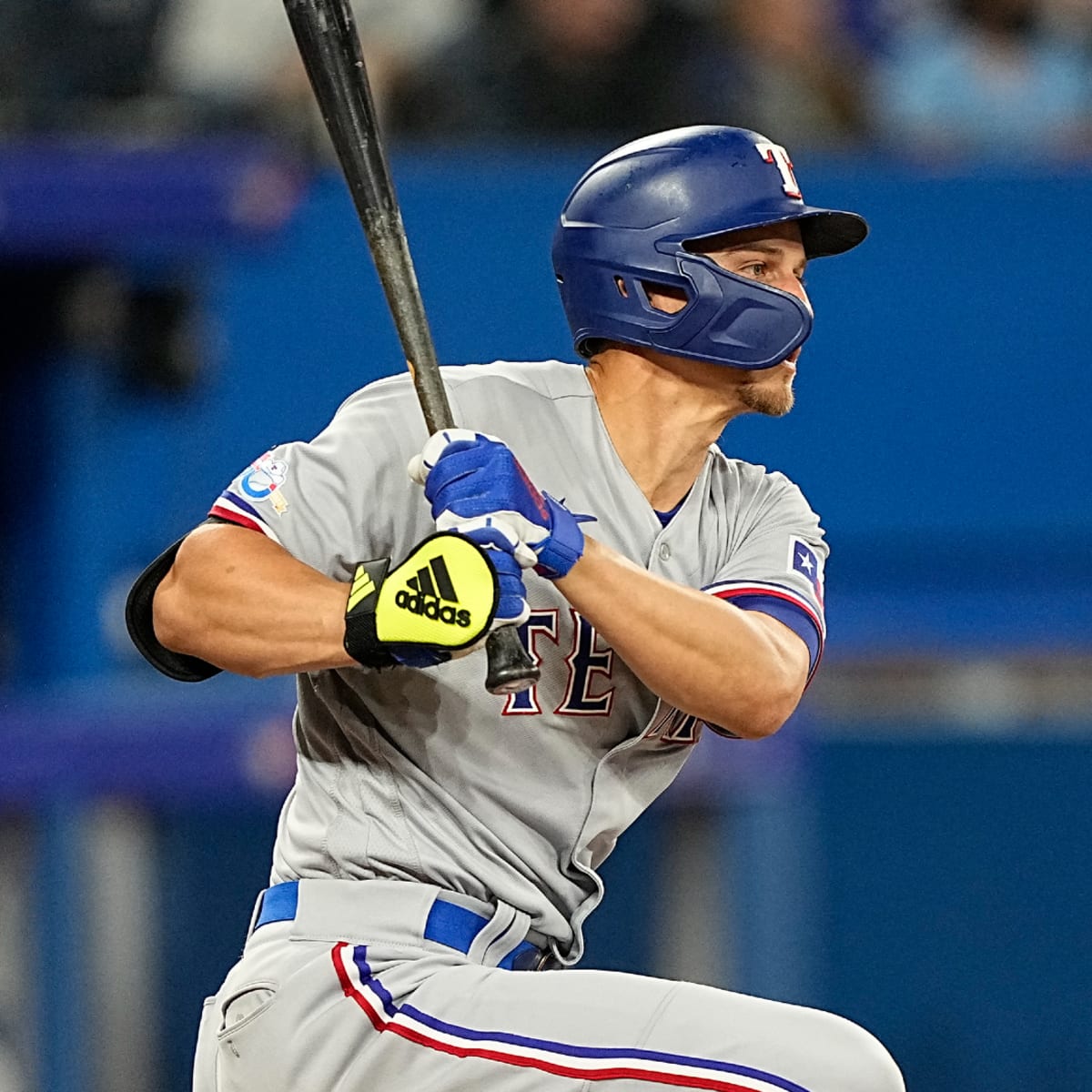 Corey Seager once again proves why Rangers expect 'something special' every  at-bat
