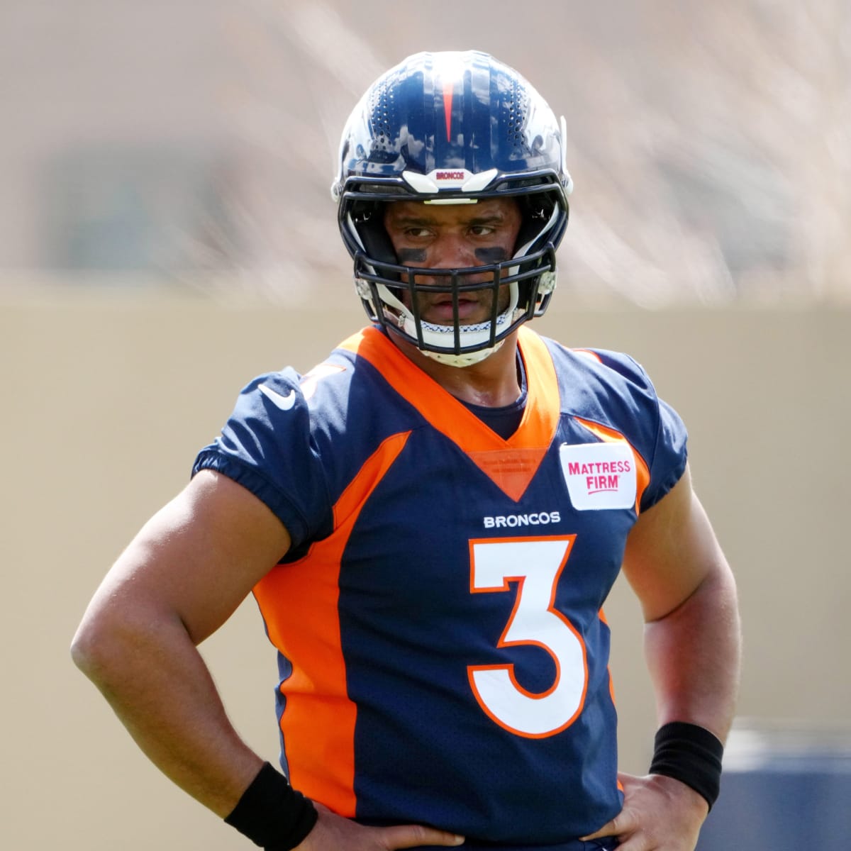 Denver Broncos QB Russell Wilson is 'Fighting For His Job' per Ex-NFL GM -  Sports Illustrated Mile High Huddle: Denver Broncos News, Analysis and More
