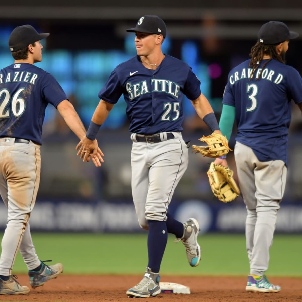 Seattle Times] Mariners to take full control of ROOT Sports NW : r