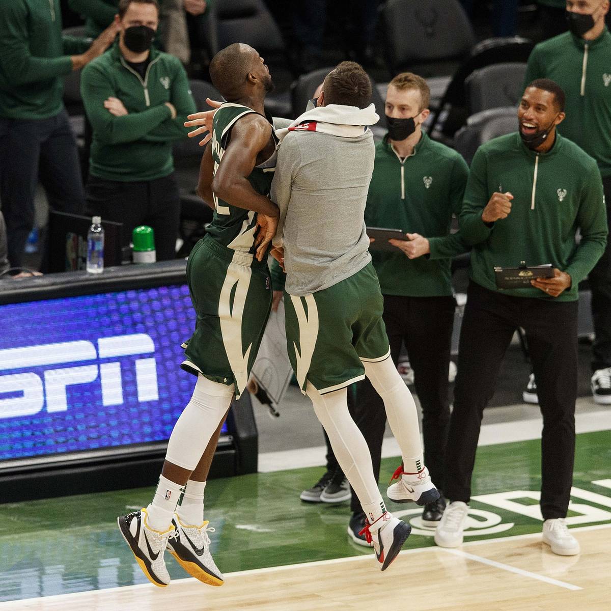 Khris Middleton's Final Injury Status For Game 5 - Fastbreak on FanNation