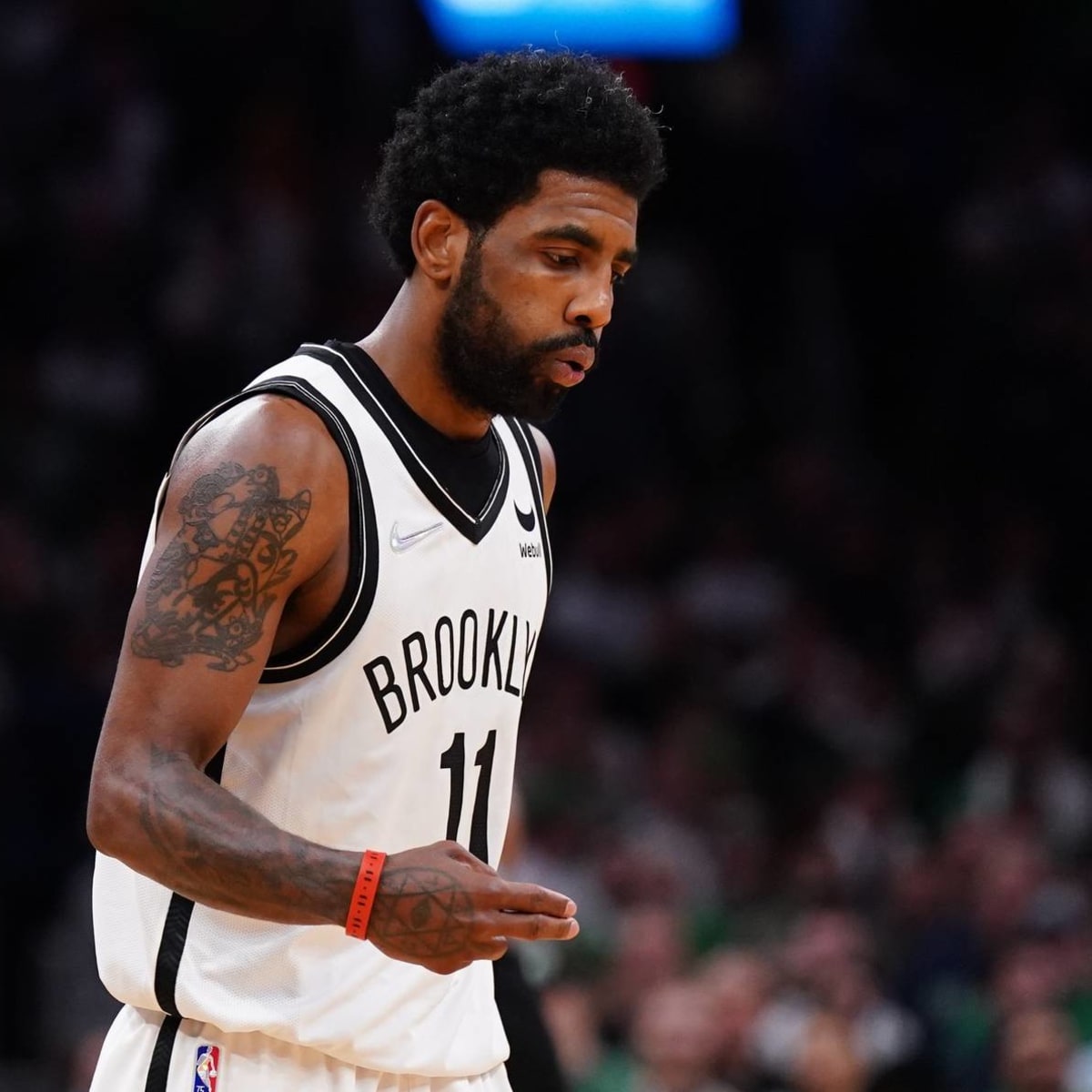 Nike unlikely to extend signature shoe deal with Nets' Kyrie