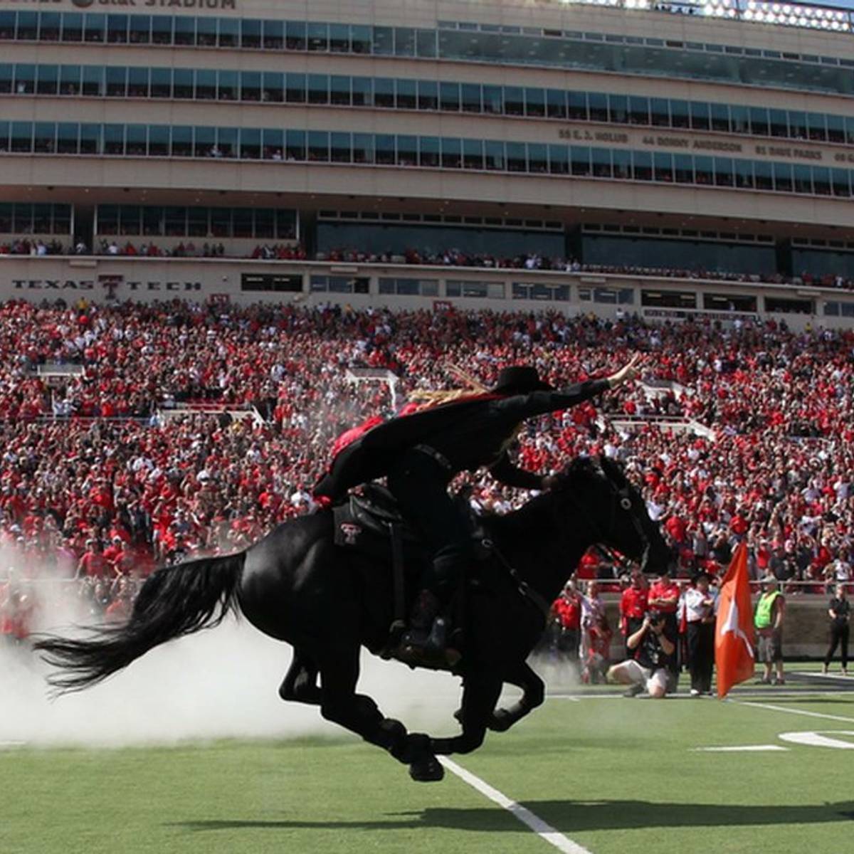 Masked Rider's New Horse Receives Stage Name - Red Raider Review on Sports  Illustrated: News, Analysis, and More
