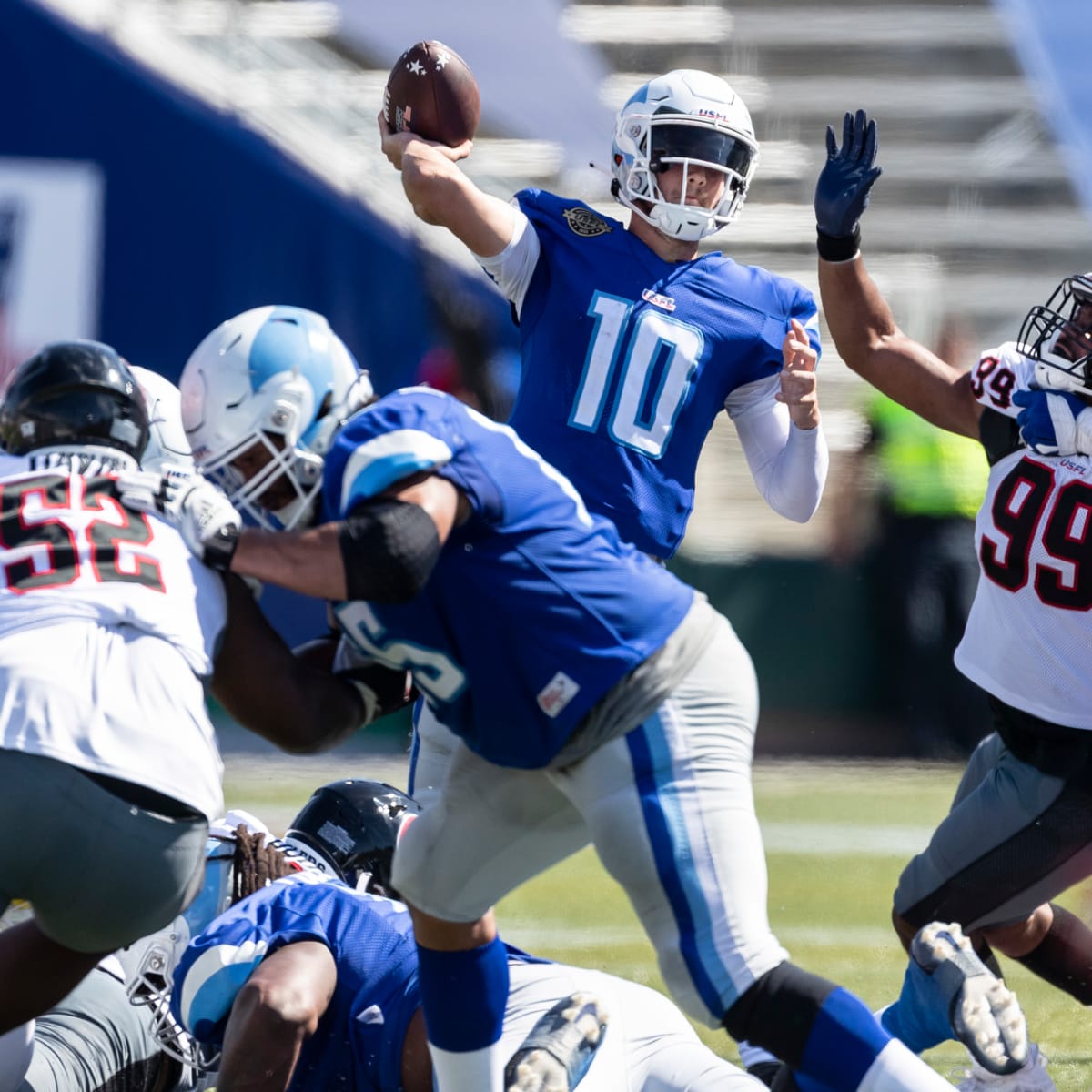 Breakers WR Jonathan Adams, Johnnie Dixon & others make QB Kyle