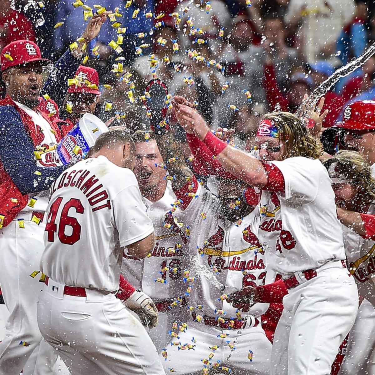 Goldschmidt's grand slam lifts Cardinals to wild 6-5 win over Pirates