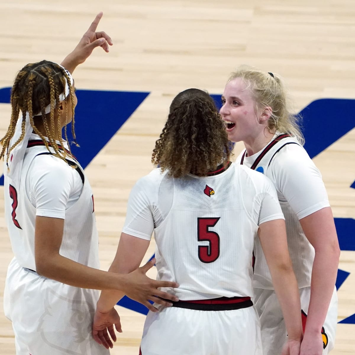 Louisville Women's Basketball 2021-22 Roster Outlook 2.0 - Sports  Illustrated Louisville Cardinals News, Analysis and More