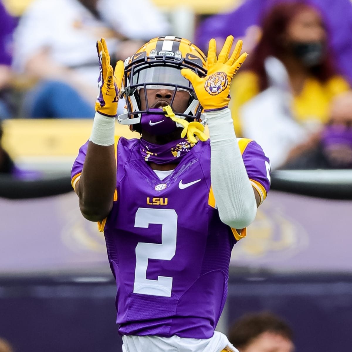 lsu receiver gloves