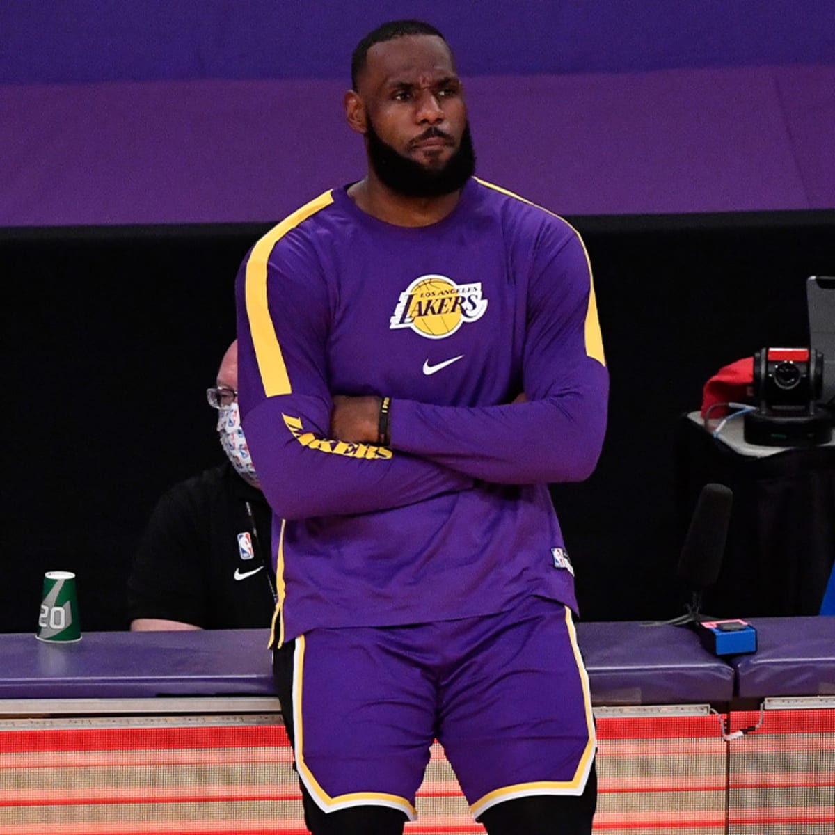 Lebron play in Clearance