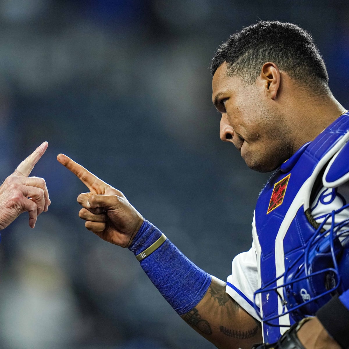 Awesome salvador Perez is the first catcher in Royals history to catch  10,000 shirt - Limotees