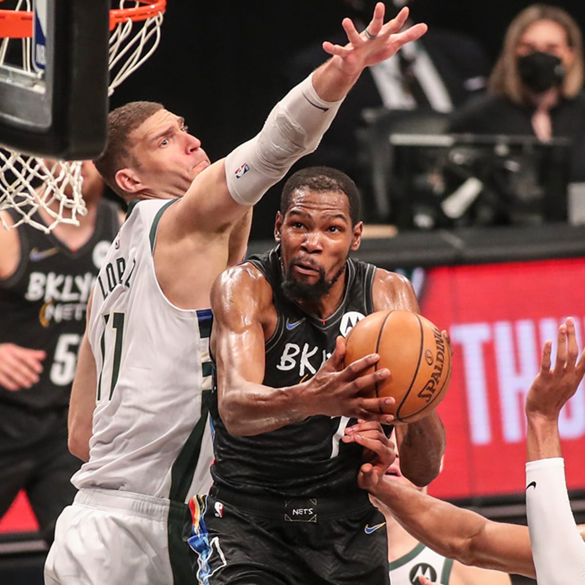 Kevin Durant Is An Unstoppable Force For Giannis Bucks Sports Illustrated