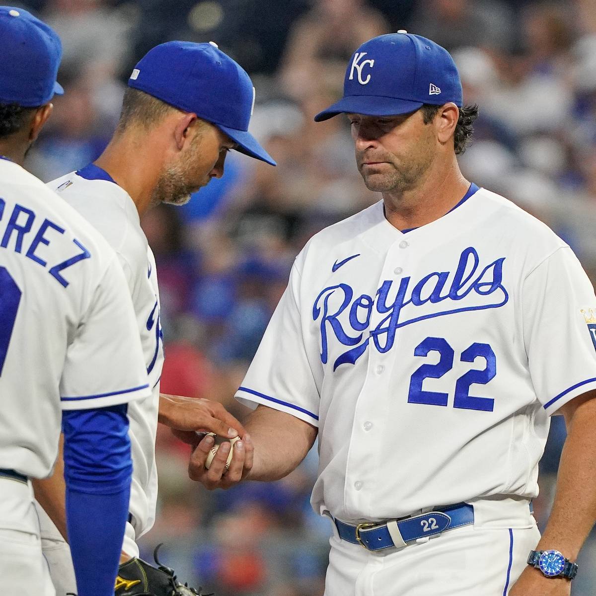 KC Royals 29 Trades in 29 Days: Proposing a Low-Risk Trade Idea With the  Philadelphia Phillies - Sports Illustrated Kansas City Royals News,  Analysis and More