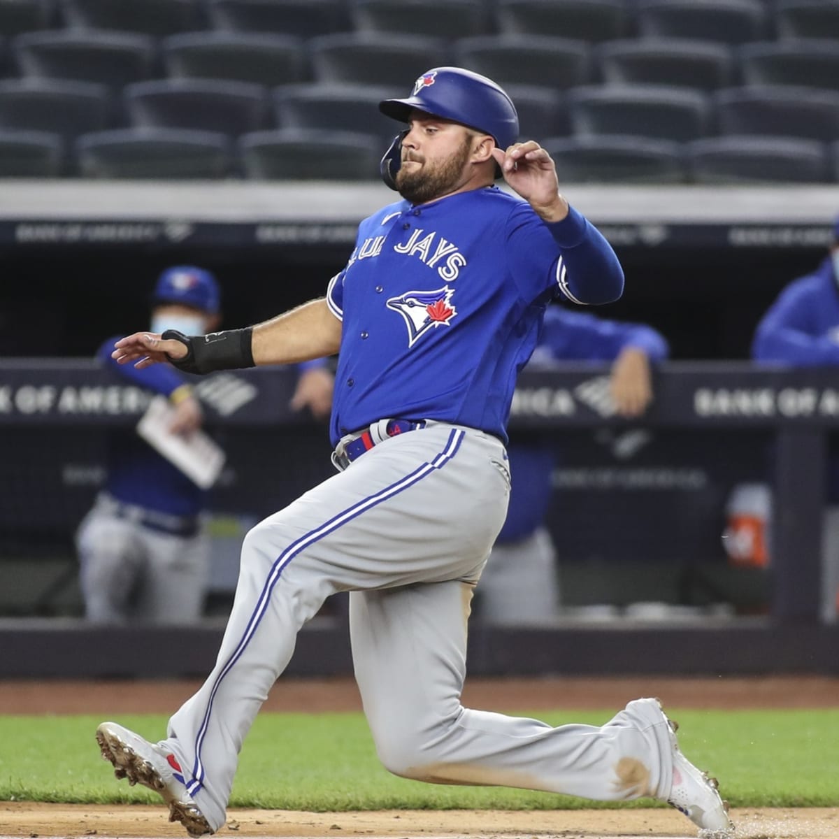Blue Jays trade Rowdy Tellez to Brewers for Trevor Richards