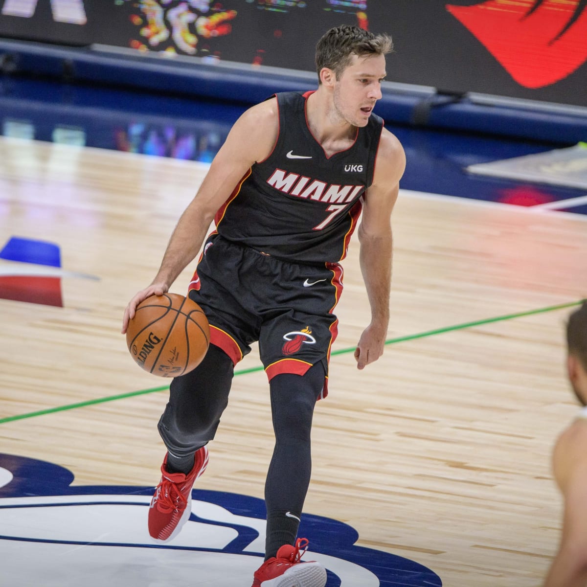 Raptors Just Revealed That Goran Dragic Is Out Indefinitely For A 'Personal  Matter' - Narcity