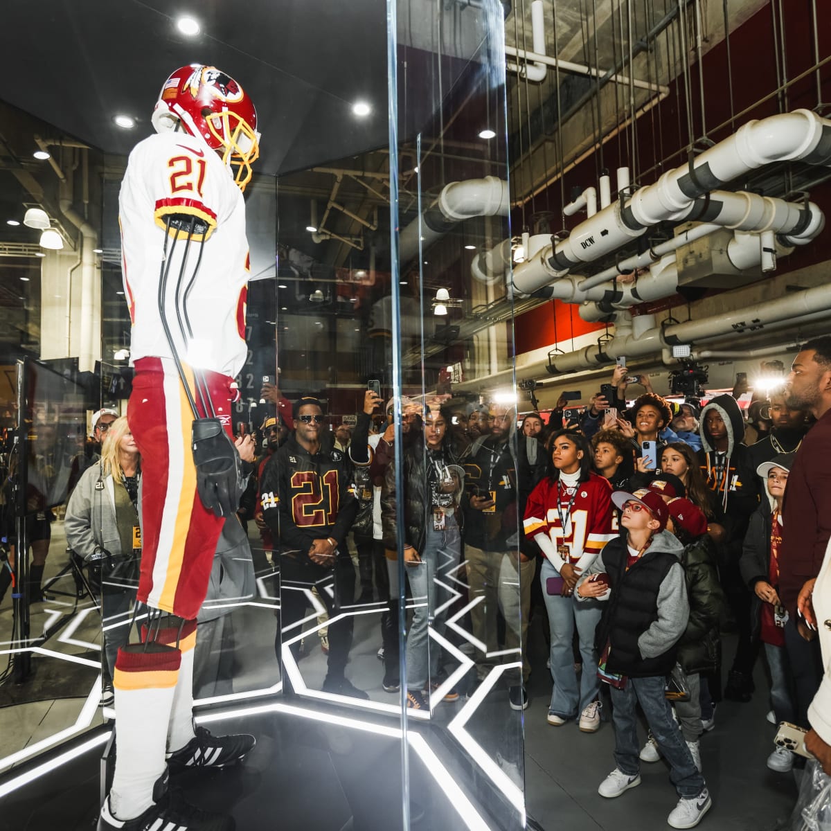Sean Taylor Statue' is a Mannequin; Washington Commanders Ripped for ' Memorial' - Sports Illustrated Washington Football News, Analysis and More