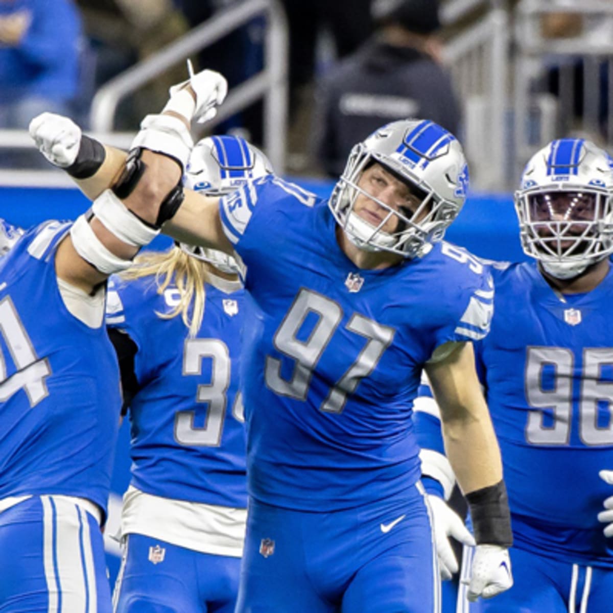 Detroit Lions' season finale in Green Bay will be played in primetime