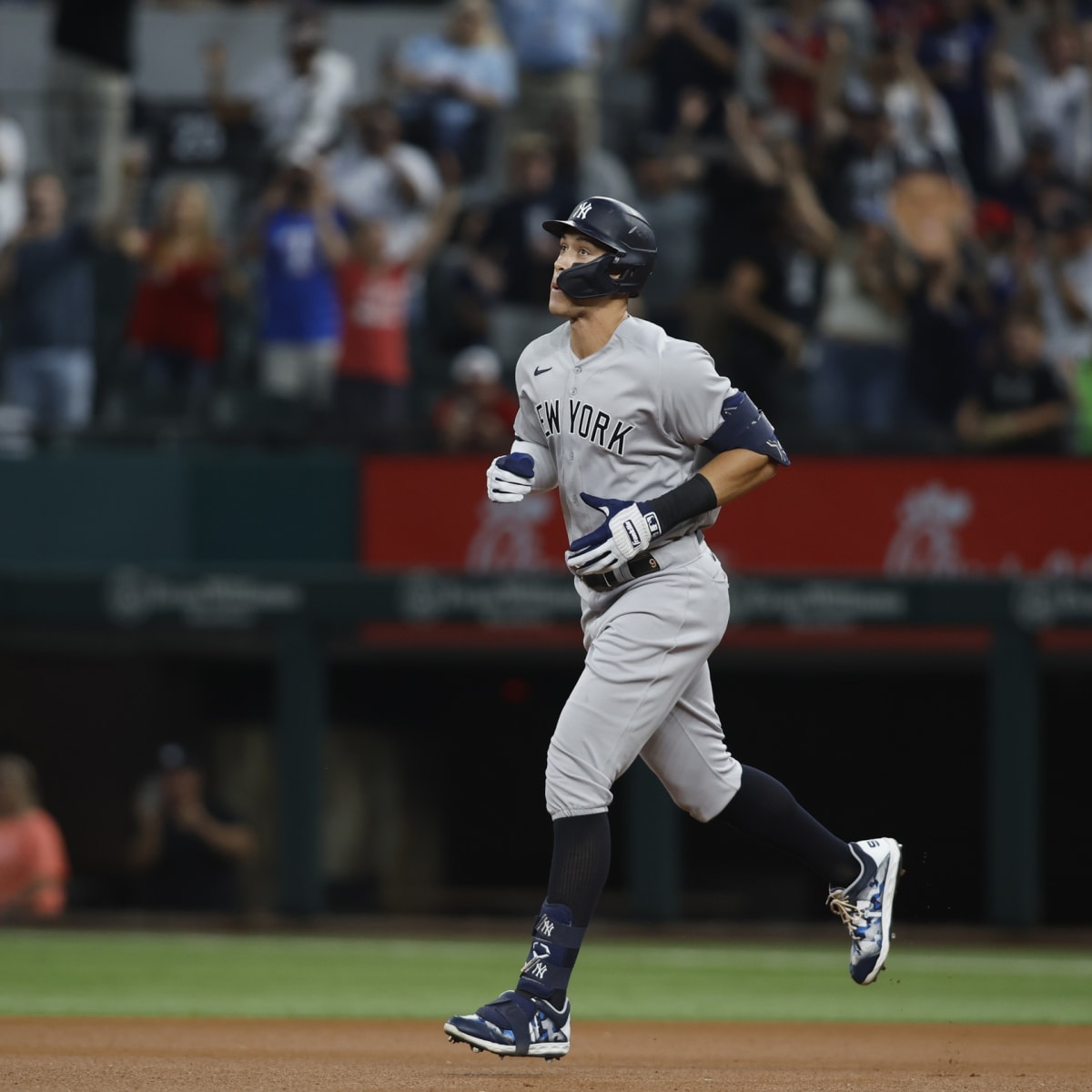 MLB Used Multiple Baseballs During 2022 Season, Impacting Aaron Judge Home  Run Chase - Sports Illustrated NY Yankees News, Analysis and More