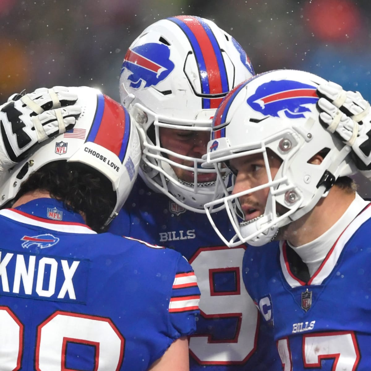 NFL playoff picture after Bills clinch AFC East, Packers close in on No. 1  seed  Updated AFC, NFC standings, seeds, projected postseason matchups in  Week 15 