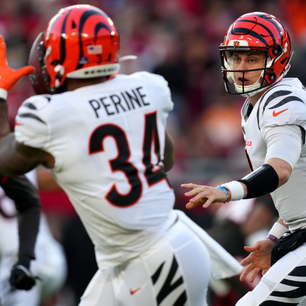 String of turnovers dooms Bucs, allows Bengals to rally