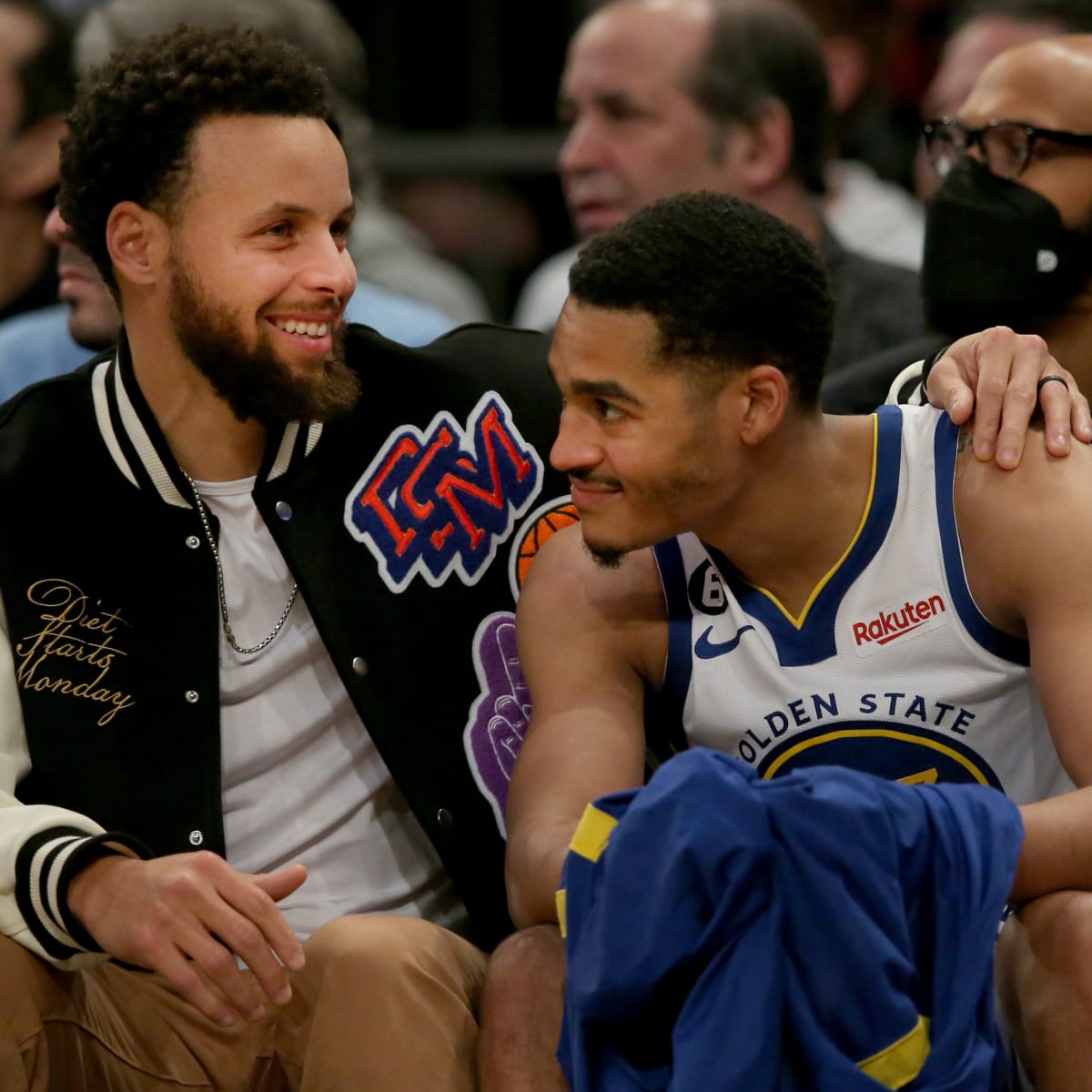 Golden State Warriors: Giving a timetable for Stephen Curry's return