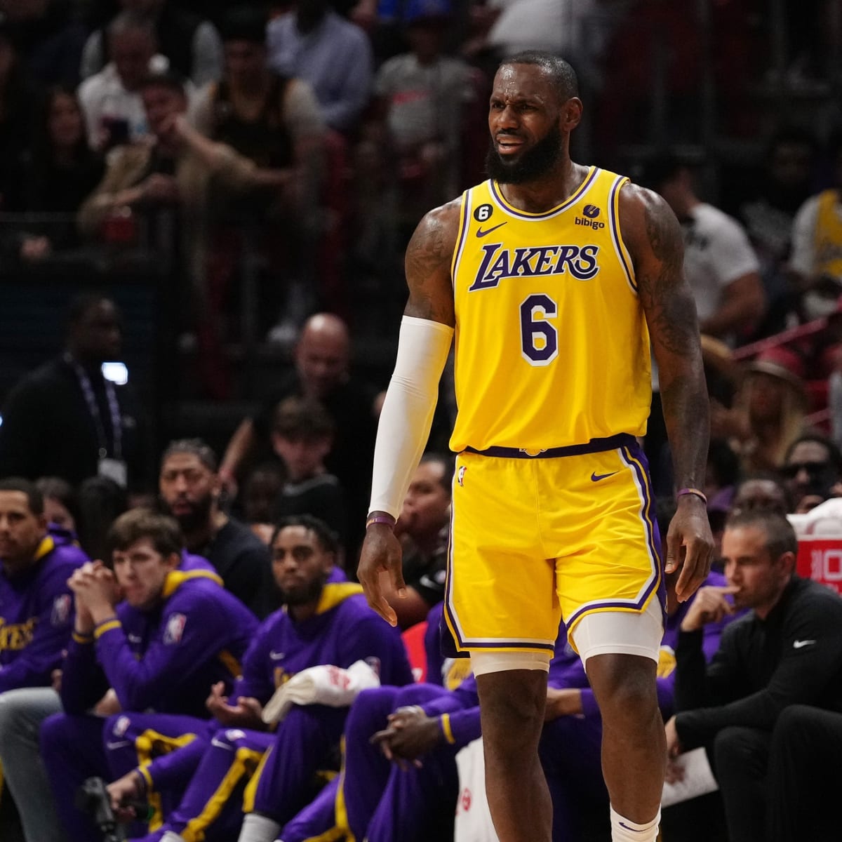 LeBron James denies Lakers frustration: 'My patience isn't waning