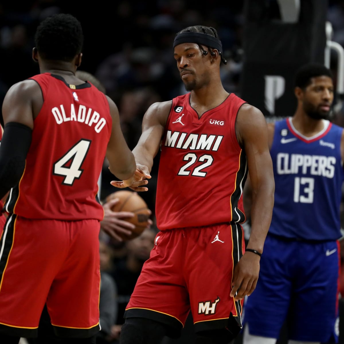 Miami Heat wear shirts inside out to support LA Clippers